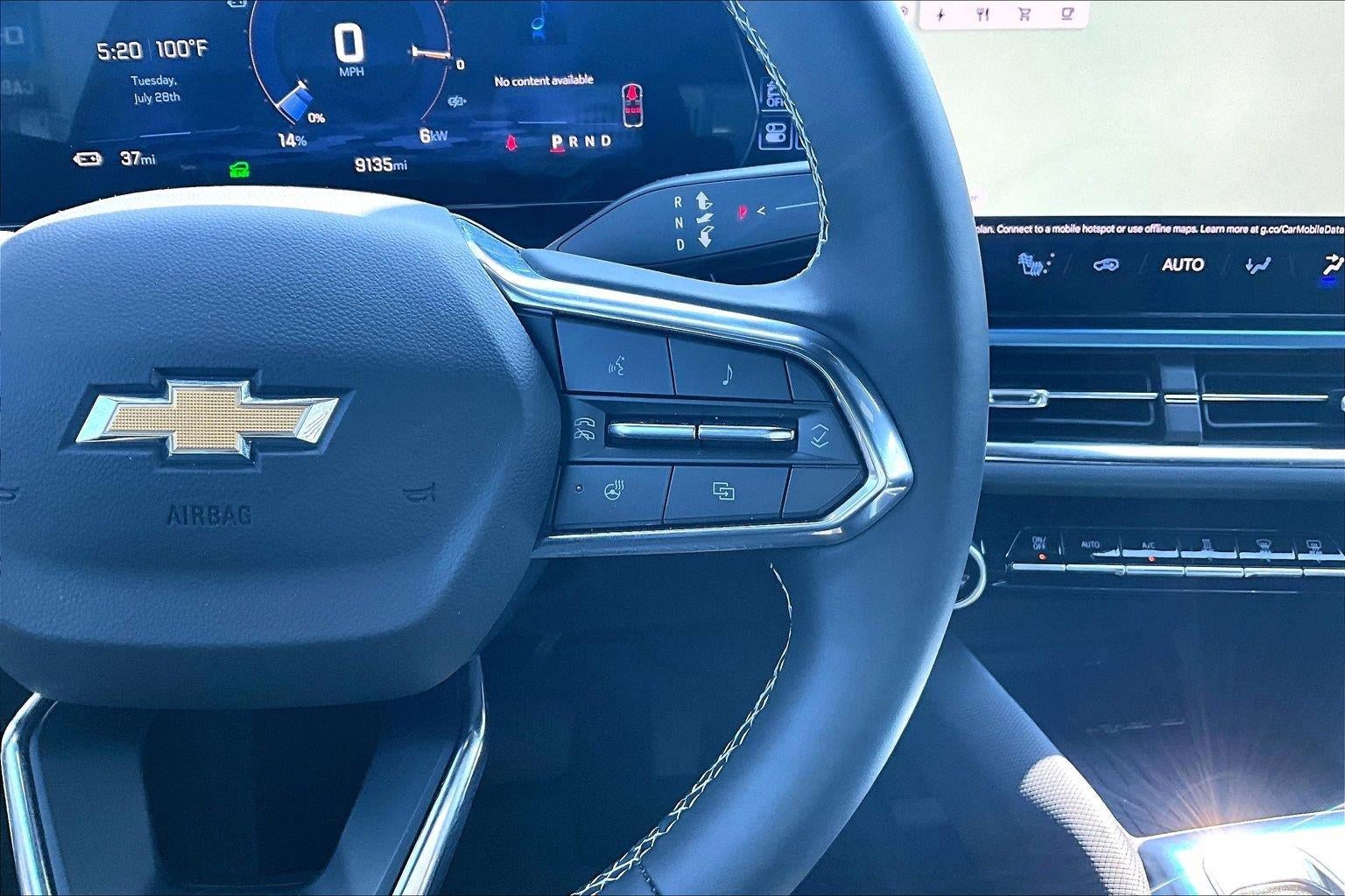 2025 Chevrolet Equinox EV LT