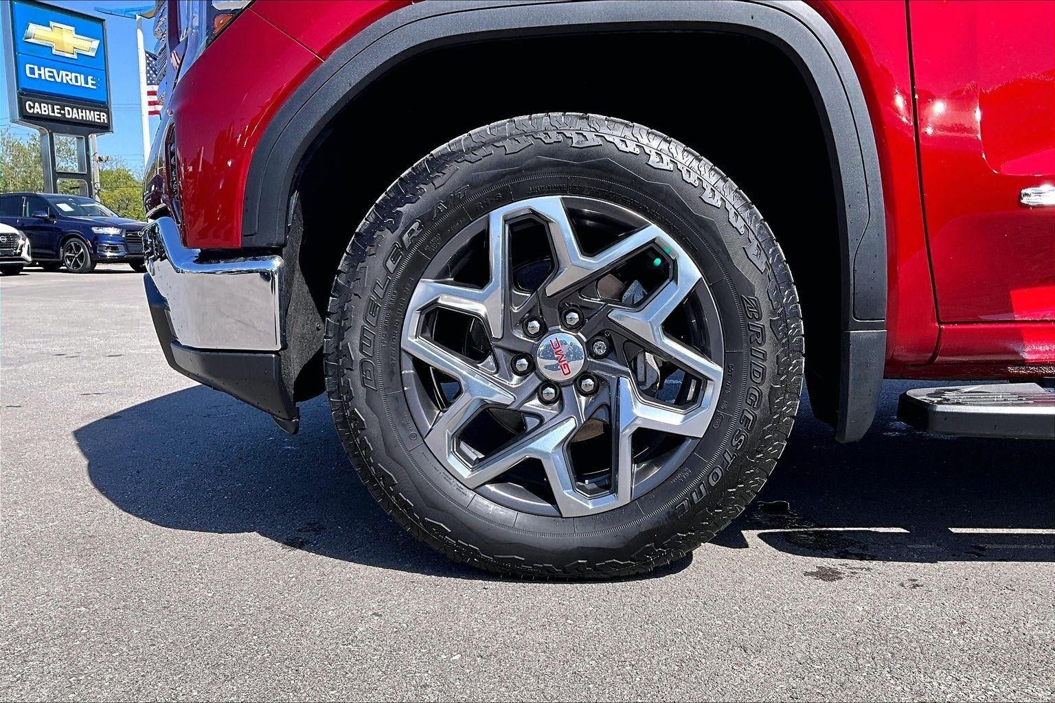 2024 GMC Sierra 1500 SLT