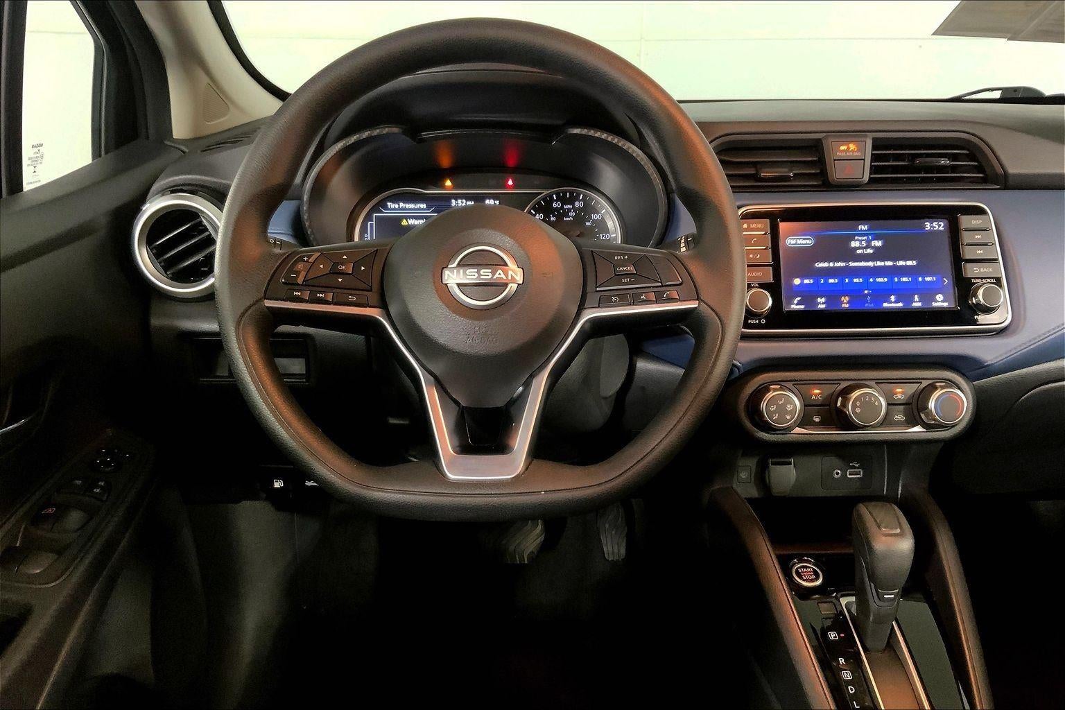 2025 Nissan Versa SV