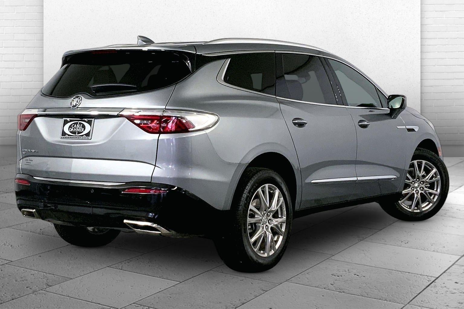 2023 Buick Enclave Essence