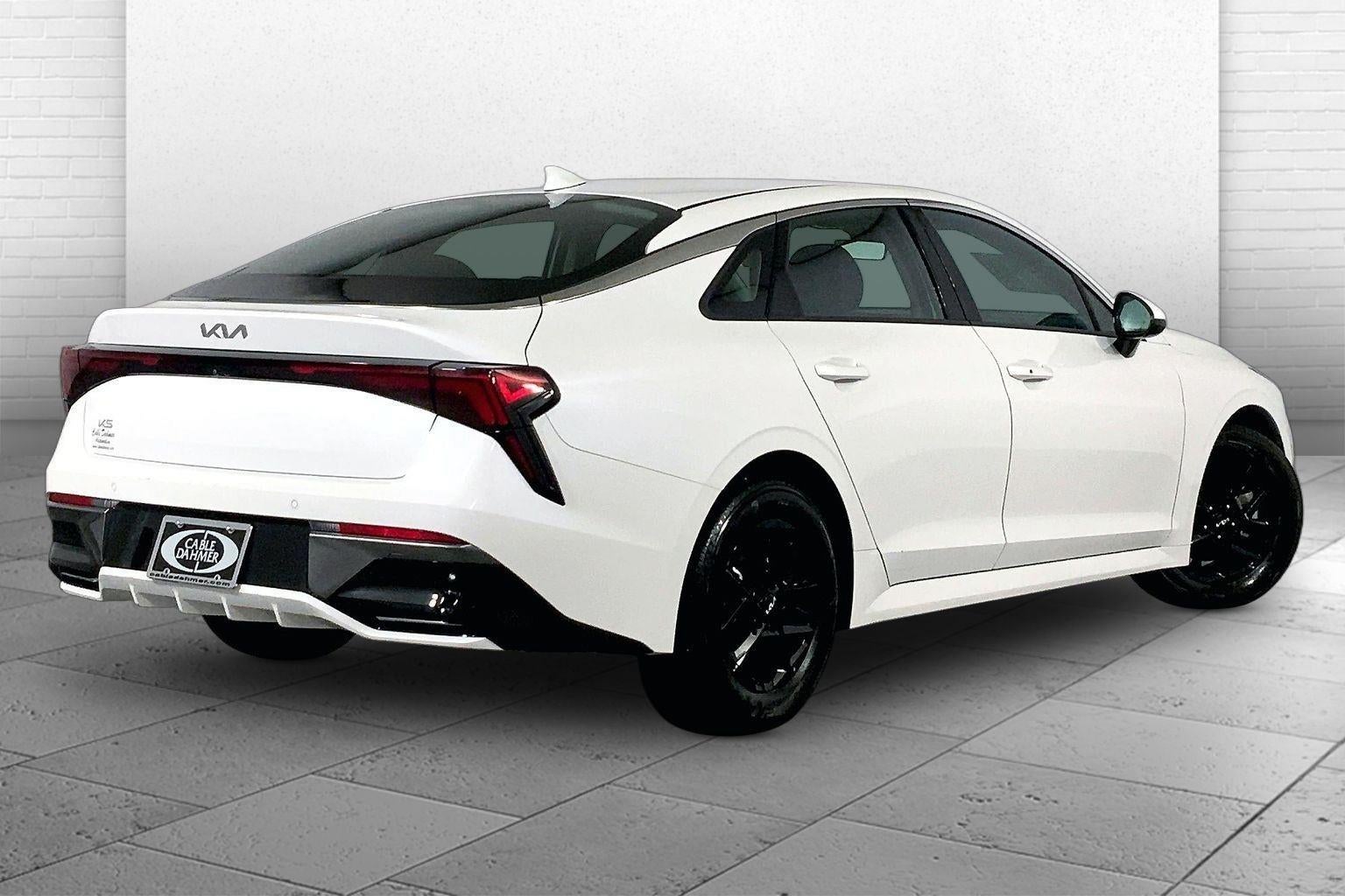 2025 Kia K5 LXS