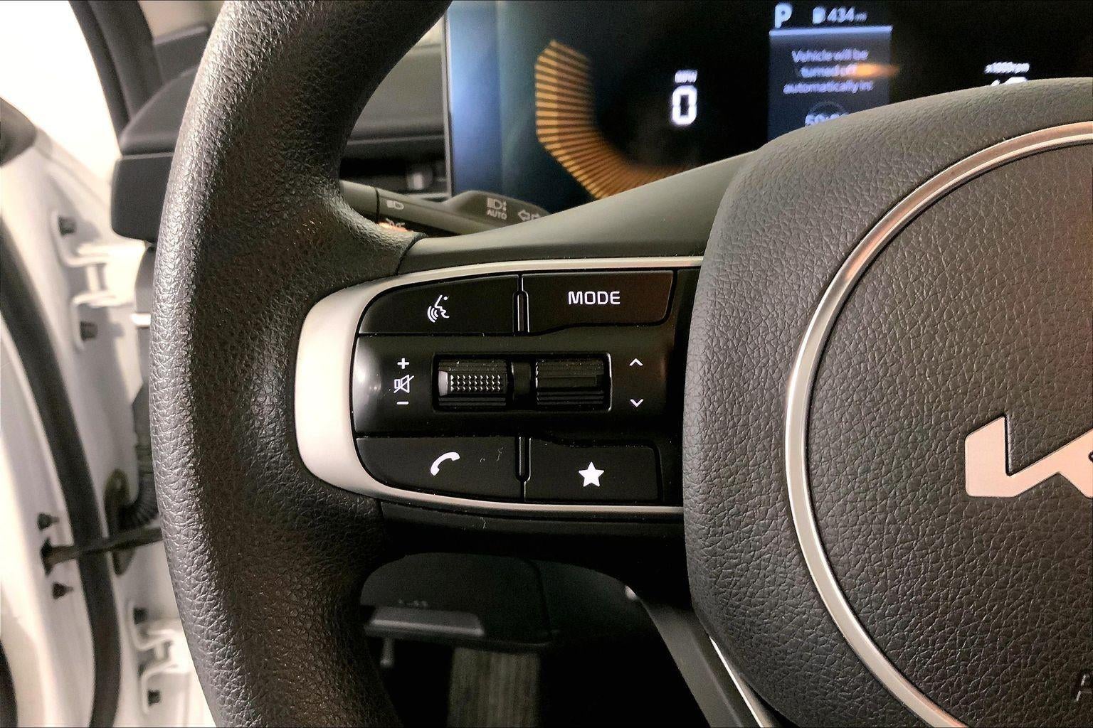 2025 Kia K5 LXS