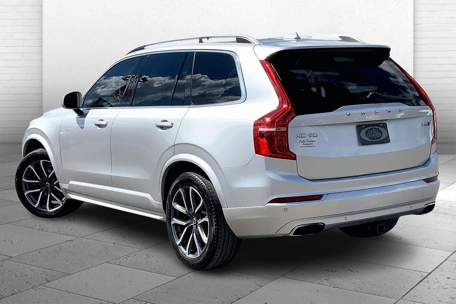 2019 Volvo XC90 Momentum