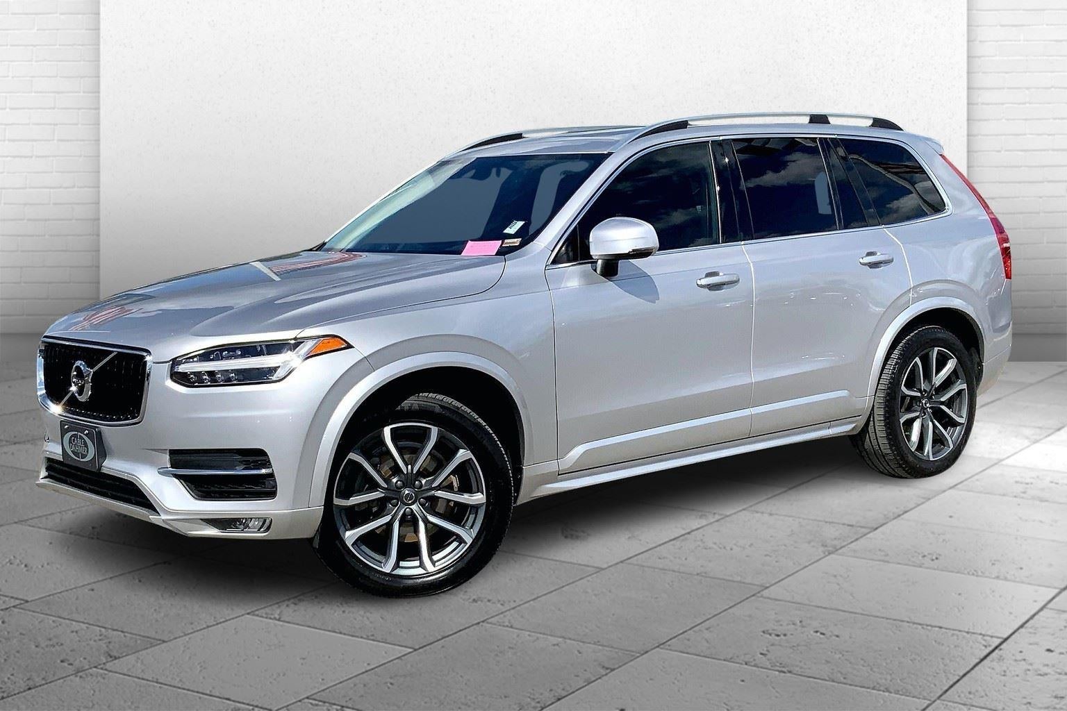 2019 Volvo XC90 Momentum