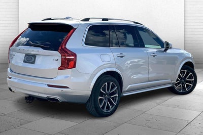 2019 Volvo XC90 Momentum