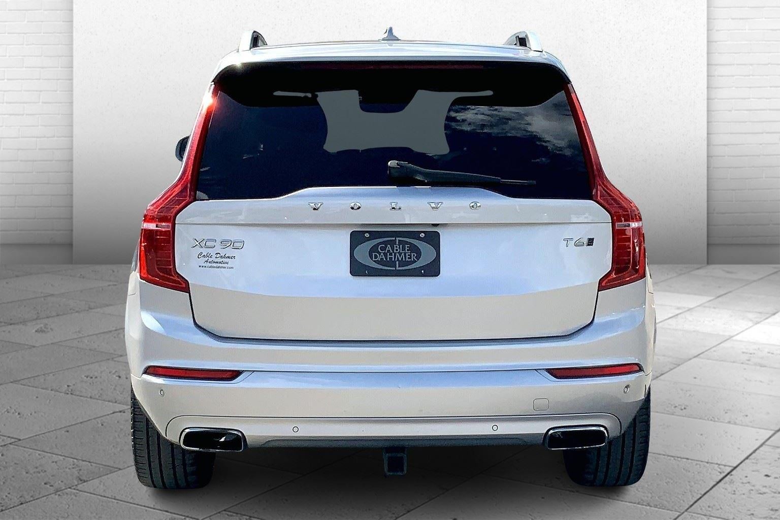 2019 Volvo XC90 Momentum