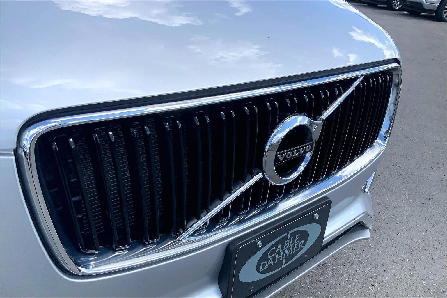 2019 Volvo XC90 Momentum