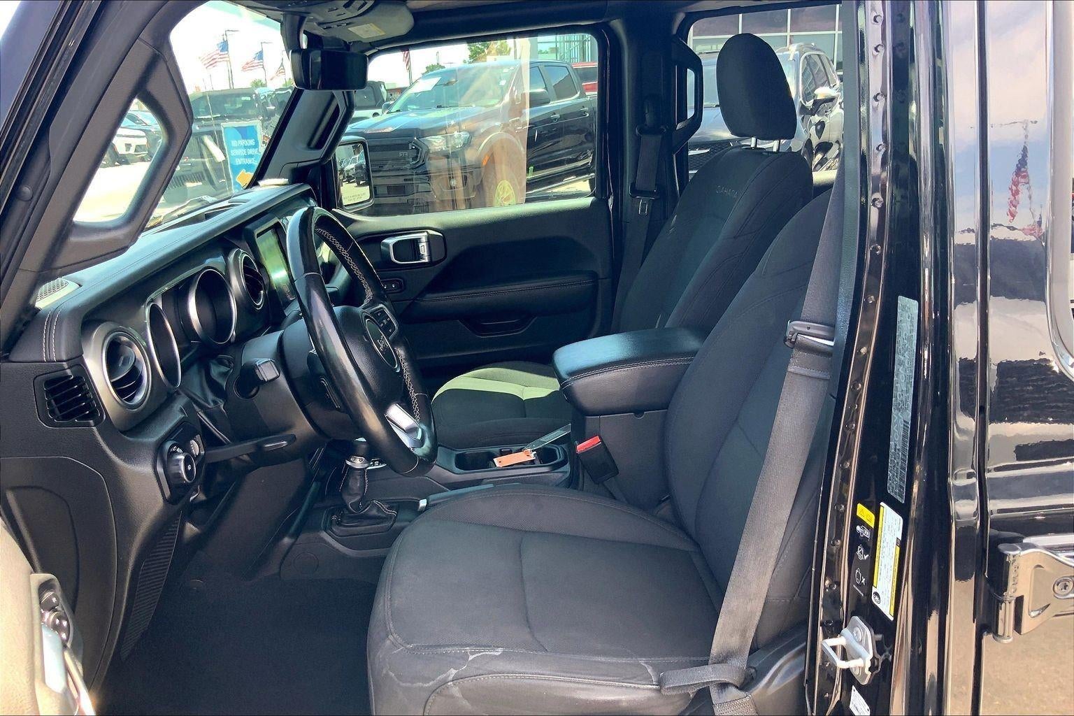 2023 Jeep Wrangler 4-Door Sahara 4x4