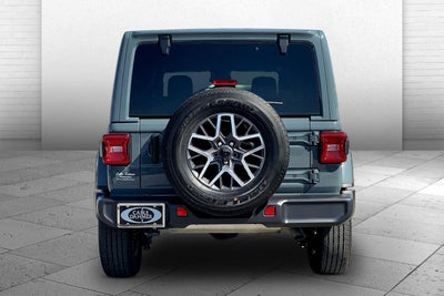 2024 Jeep Wrangler 4-Door Sahara 4x4