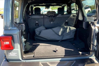 2024 Jeep Wrangler 4-Door Sahara 4x4