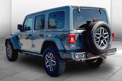 2024 Jeep Wrangler 4-Door Sahara 4x4