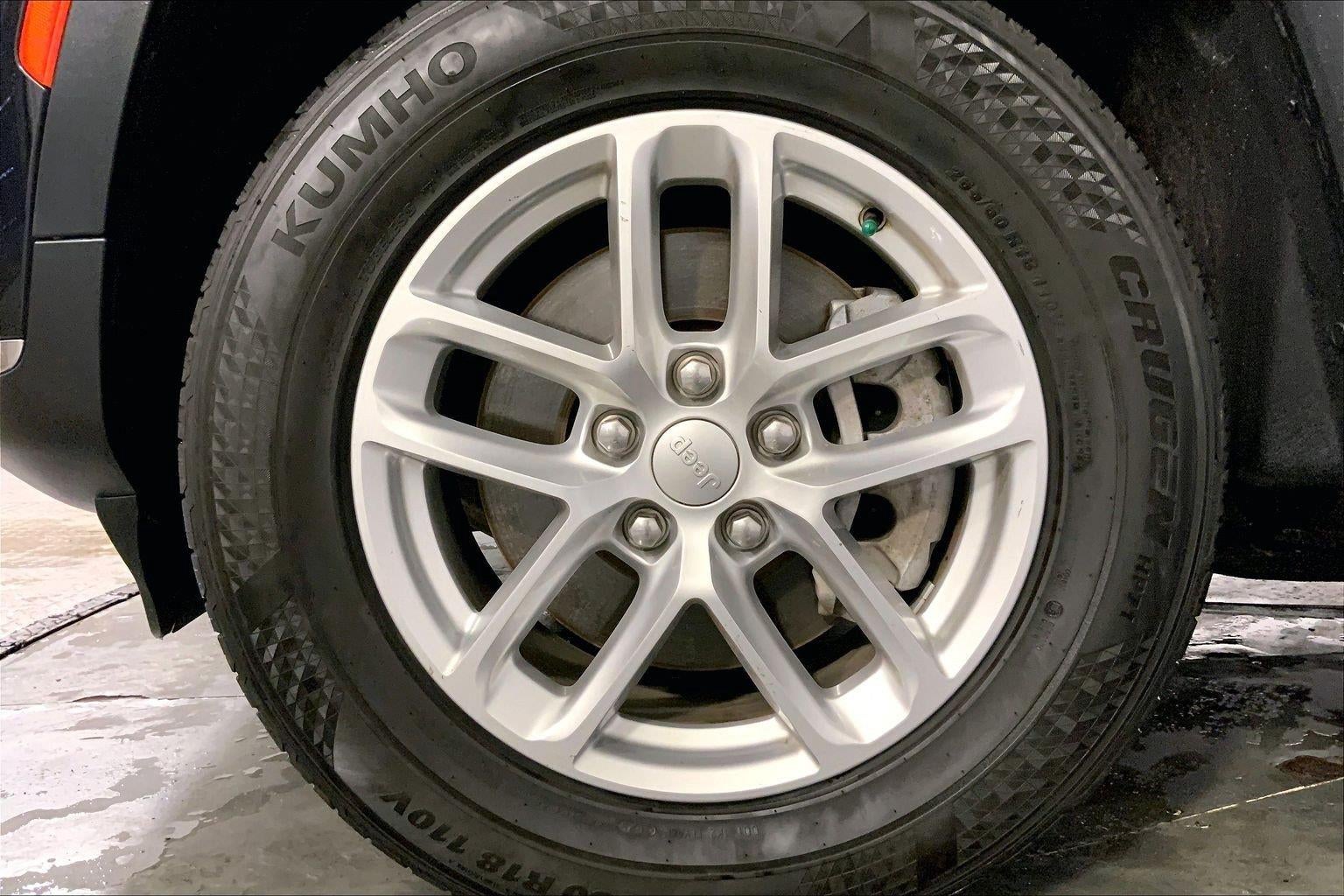 2023 Jeep Grand Cherokee L Laredo