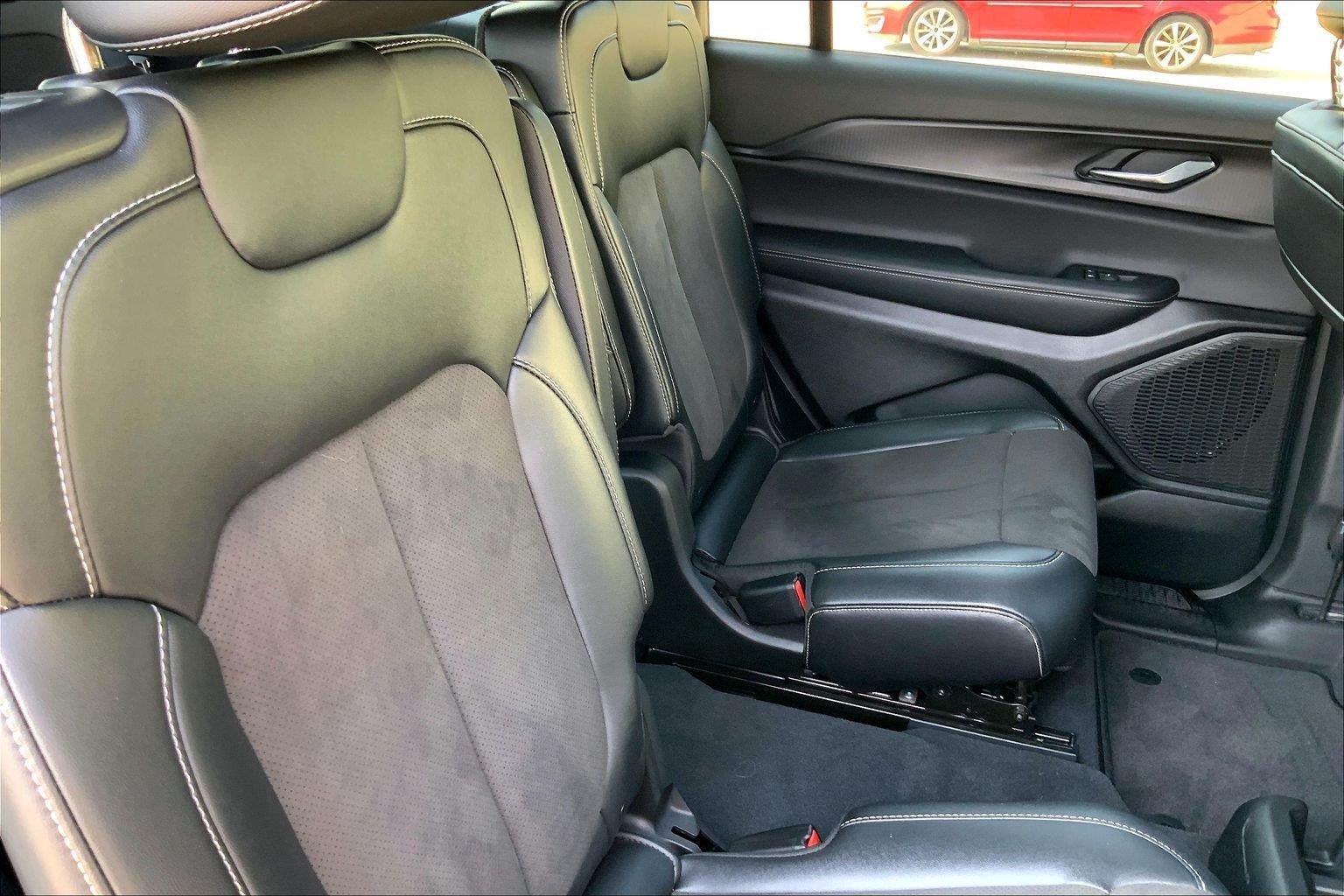 2024 Jeep Grand Cherokee L Altitude X 4x4