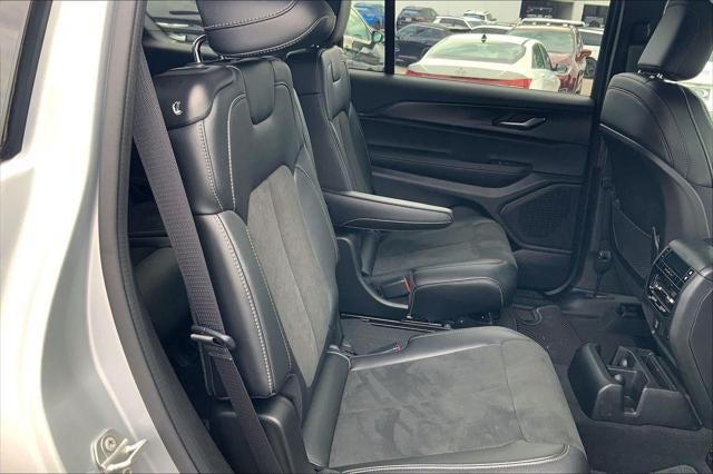 2025 Jeep Grand Cherokee L Altitude X 4x4