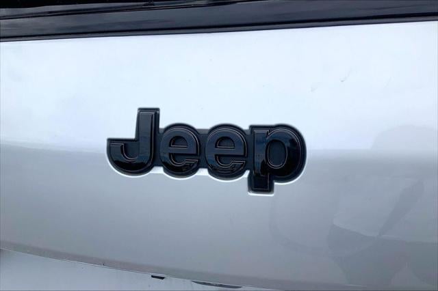 2025 Jeep Grand Cherokee L Altitude X 4x4