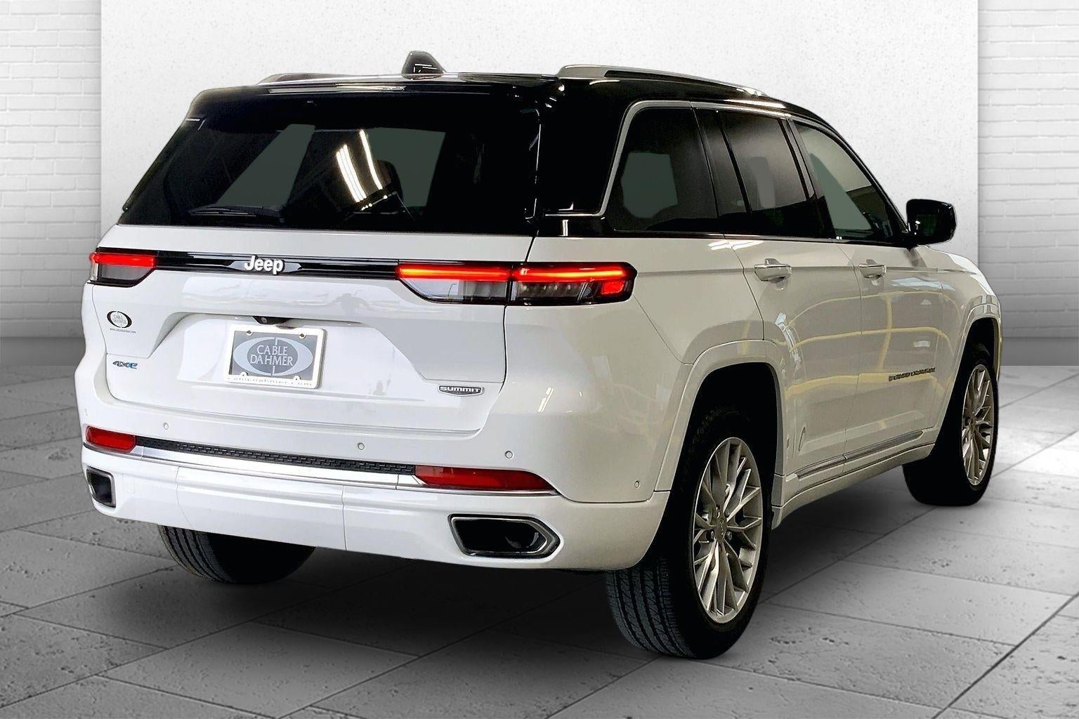 2022 Jeep Grand Cherokee 4xe Summit 4x4