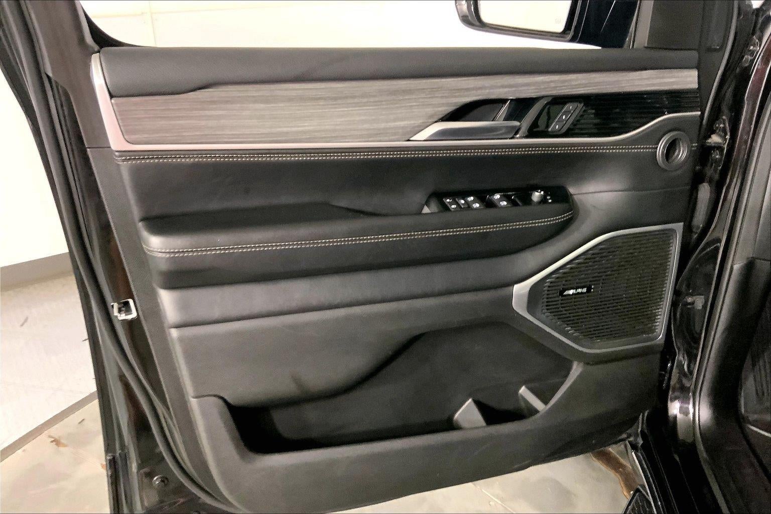 2024 Jeep Wagoneer L Series II 4x4