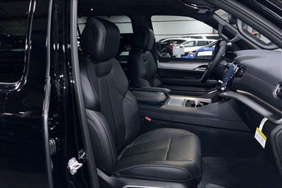 2025 Jeep Wagoneer L Super 4x4