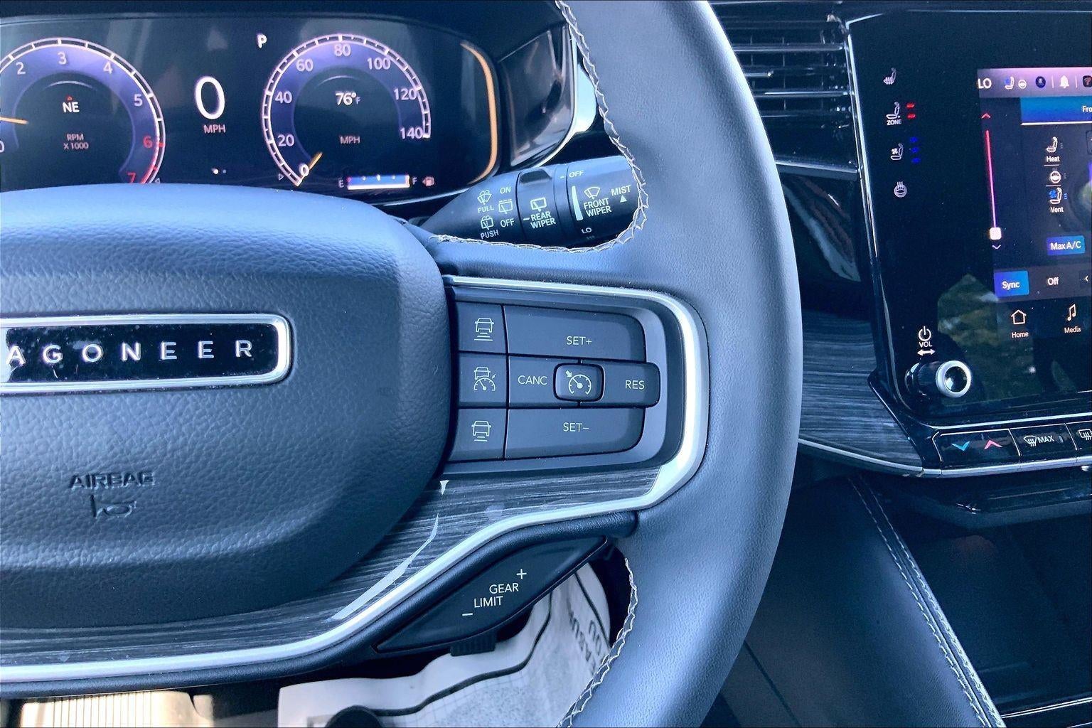 2022 Jeep Wagoneer Series III 4x4