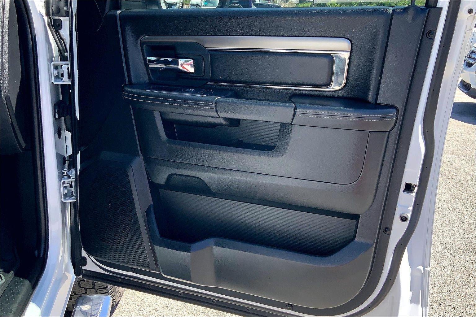 2016 RAM 1500 Sport