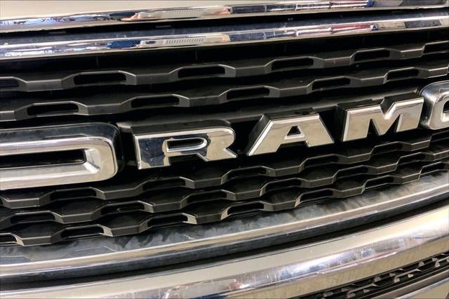 2022 RAM 1500 Big Horn Crew Cab 4x4 6'4' Box