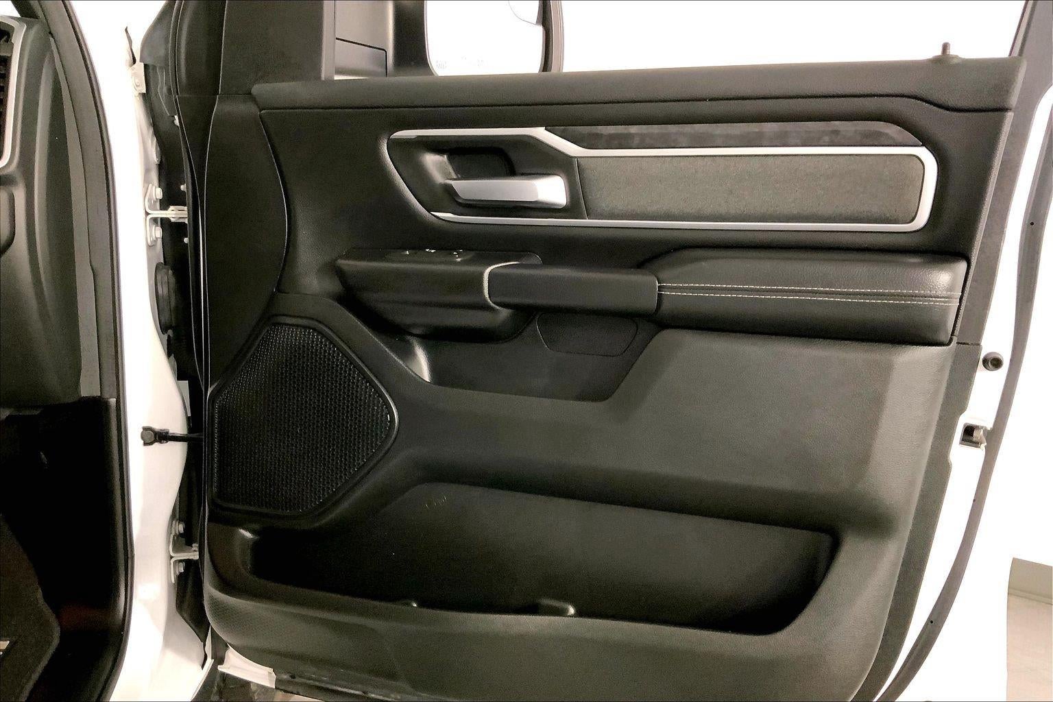 2022 RAM 1500 Big Horn Crew Cab 4x4 6'4' Box