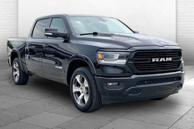 2020 RAM 1500 Laramie Crew Cab 4x4 5'7' Box