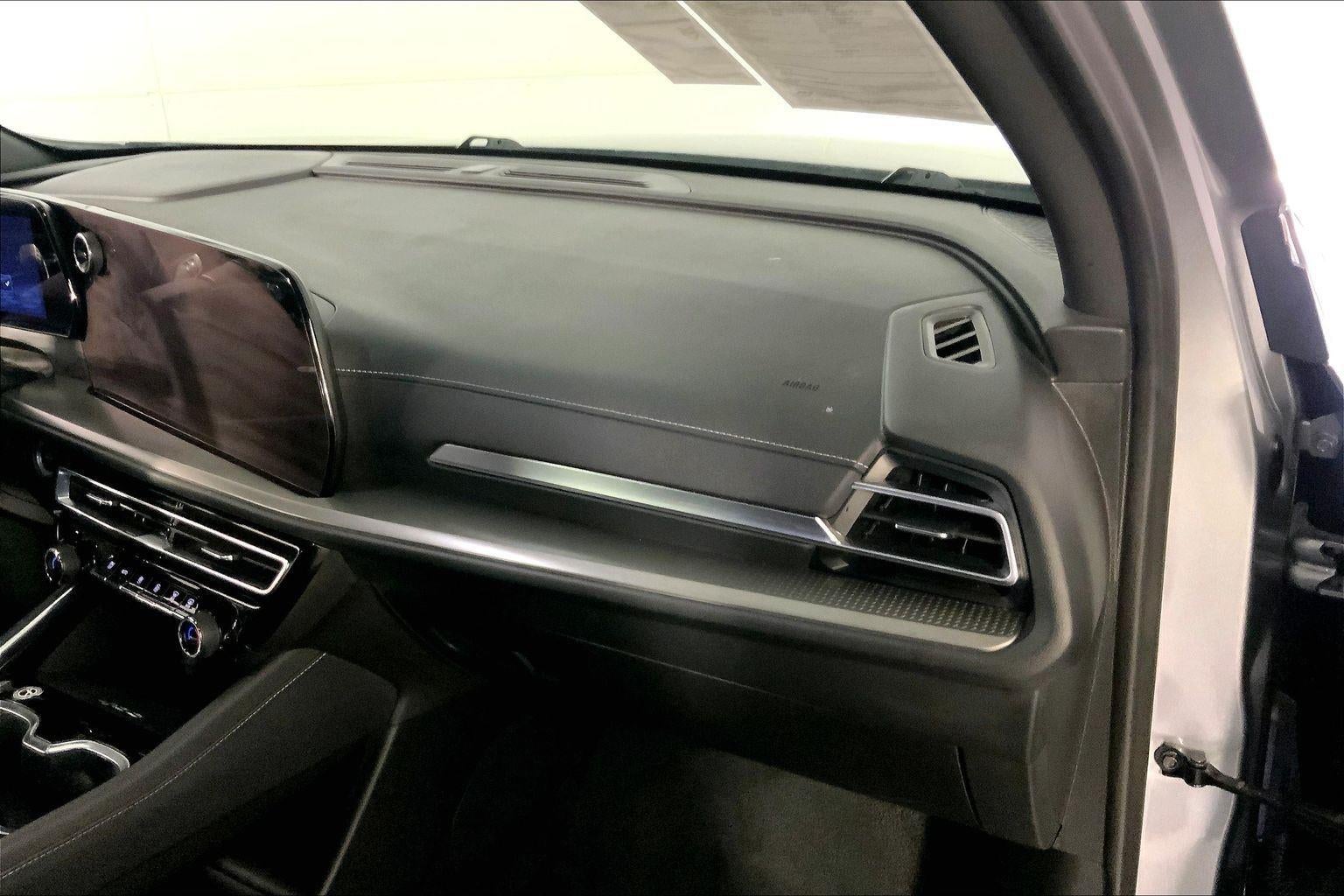 2024 Chevrolet Traverse AWD LT