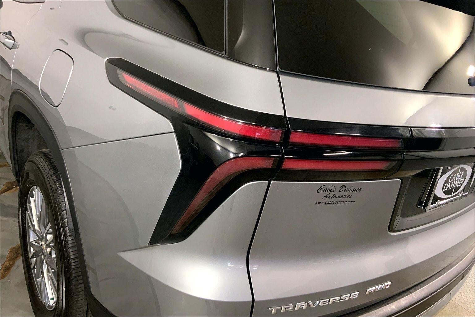 2024 Chevrolet Traverse AWD LT