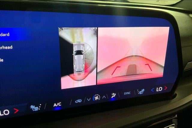 2024 Chevrolet Traverse AWD LT