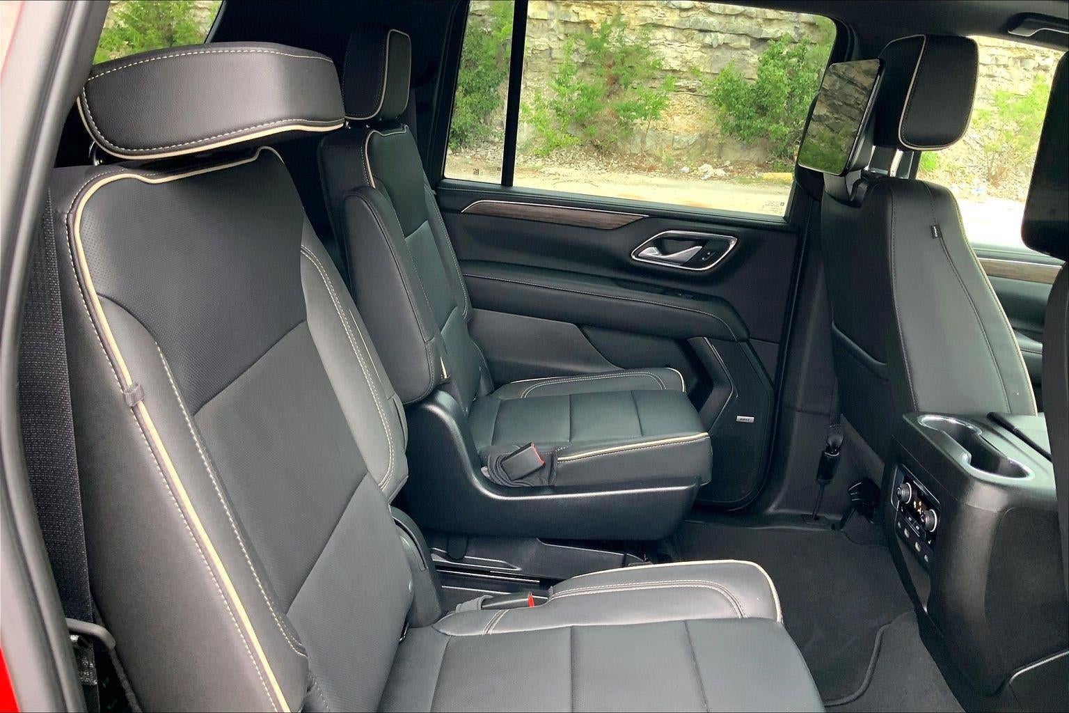 2023 Chevrolet Suburban 4WD Premier