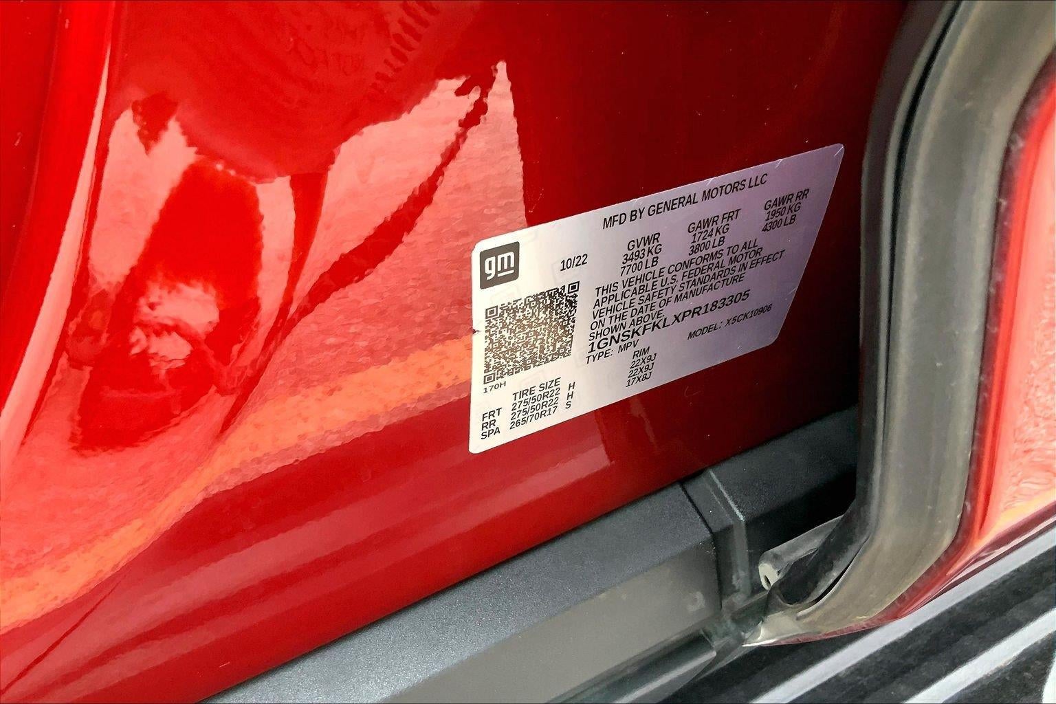 2023 Chevrolet Suburban 4WD Premier