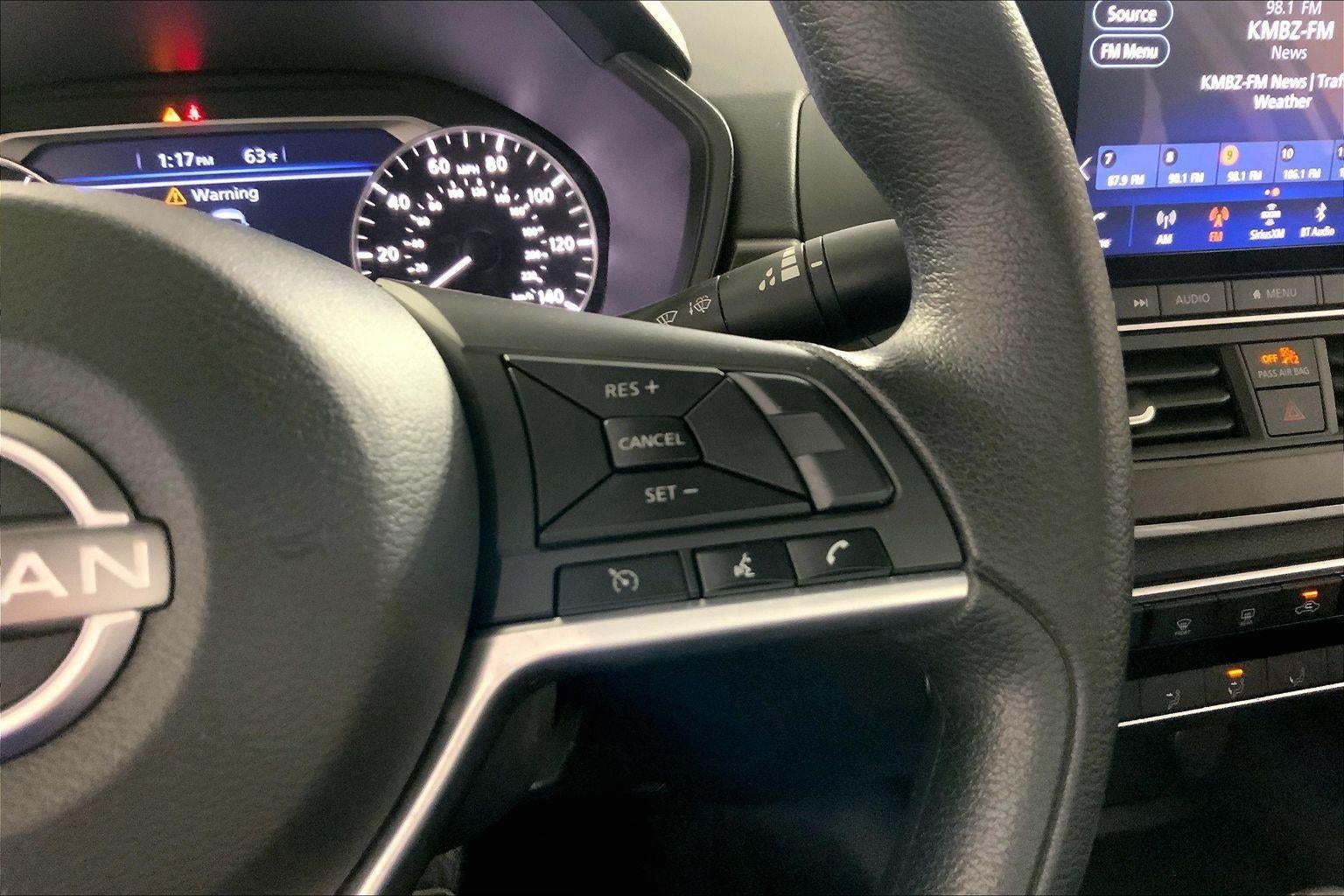 2025 Nissan Altima SV FWD