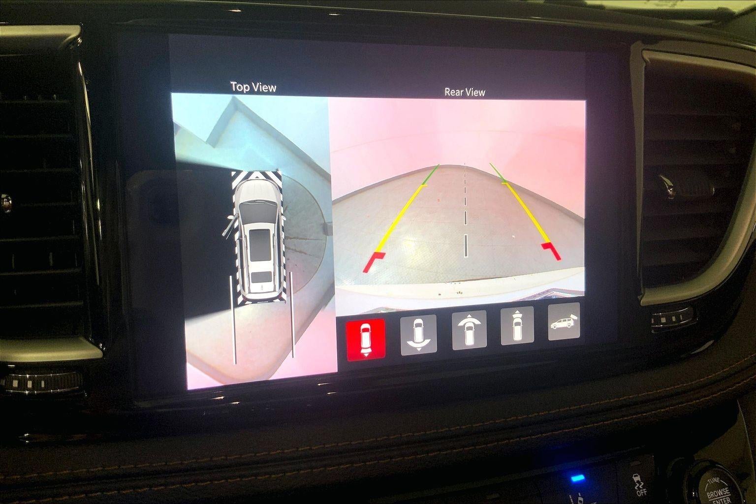 2023 Chrysler Pacifica Hybrid Pinnacle