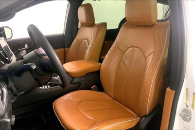 2023 Chrysler Pacifica Hybrid Pinnacle