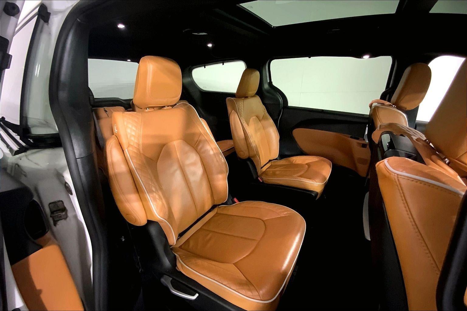 2023 Chrysler Pacifica Hybrid Pinnacle