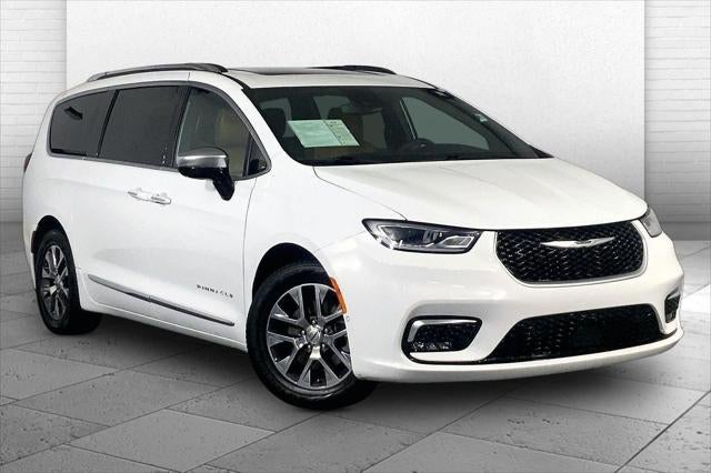 2023 Chrysler Pacifica Hybrid Pinnacle