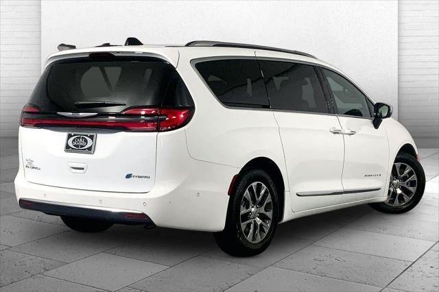2023 Chrysler Pacifica Hybrid Pinnacle