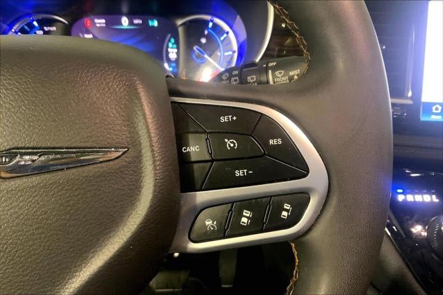2023 Chrysler Pacifica Hybrid Pinnacle