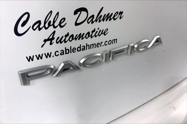 2023 Chrysler Pacifica Hybrid Pinnacle