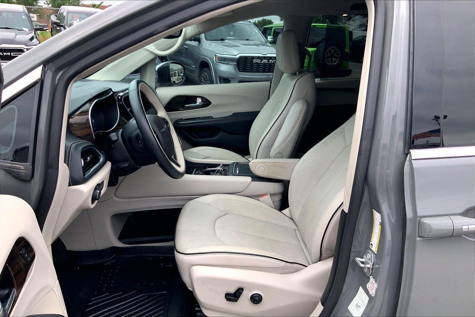2021 Chrysler Pacifica Limited AWD