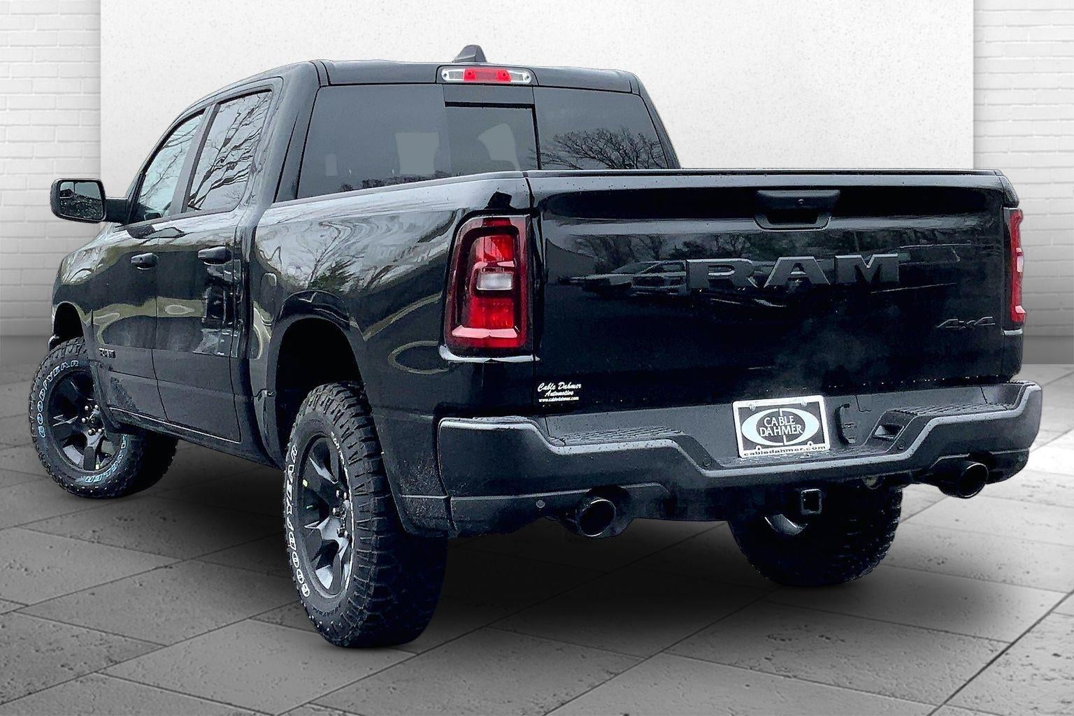 2026 RAM 1500 Warlock Crew Cab 4x4 5'7' Box
