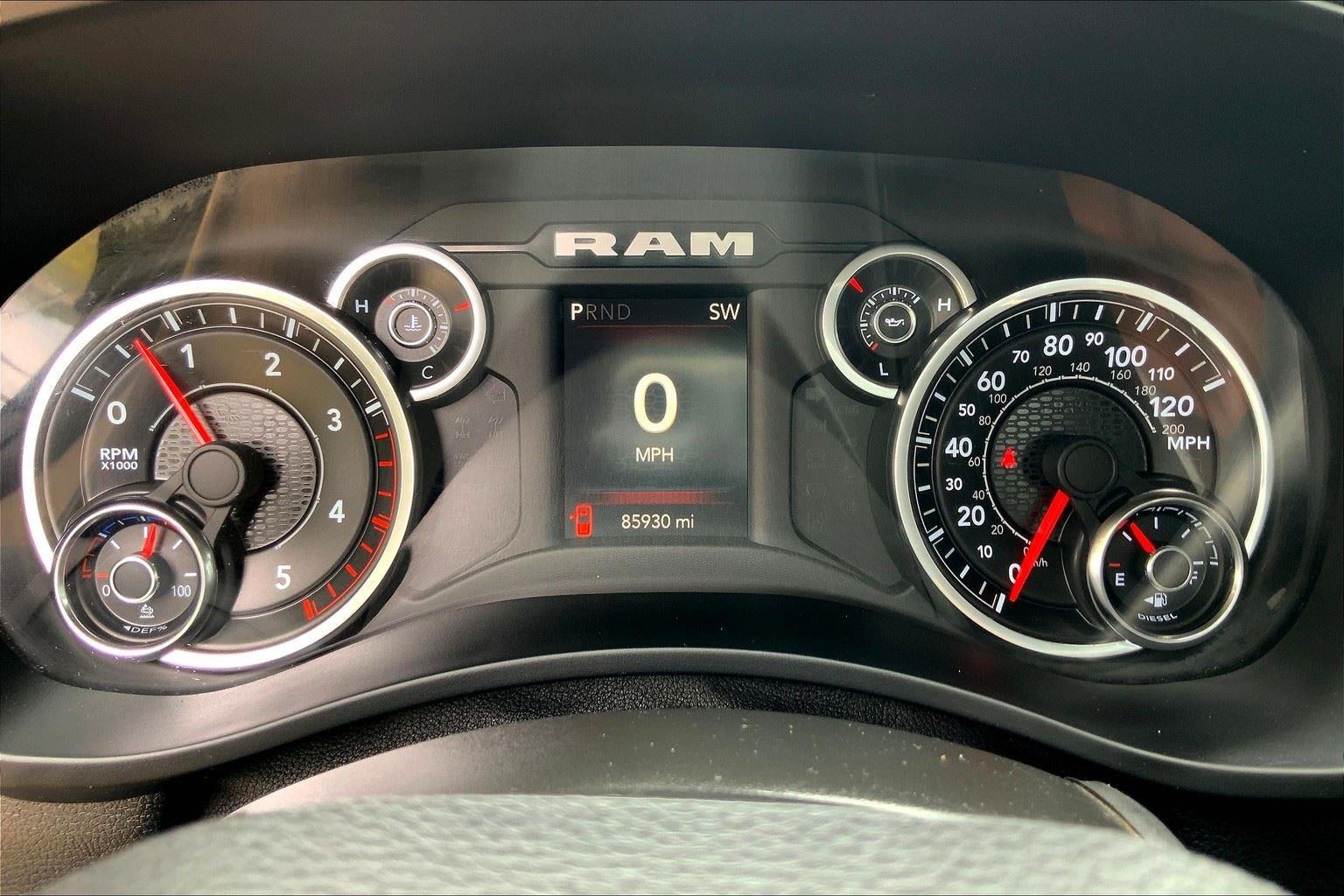 2019 RAM 2500 Tradesman Crew Cab 4x4 6'4' Box
