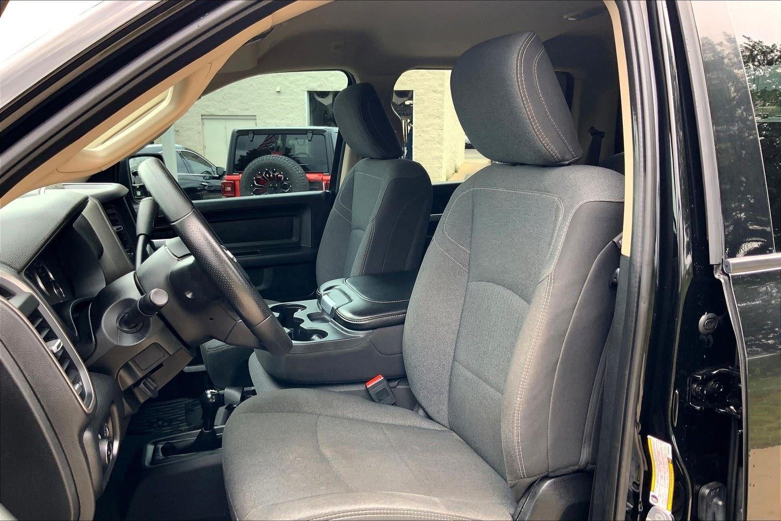 2019 RAM 2500 Tradesman Crew Cab 4x4 6'4' Box