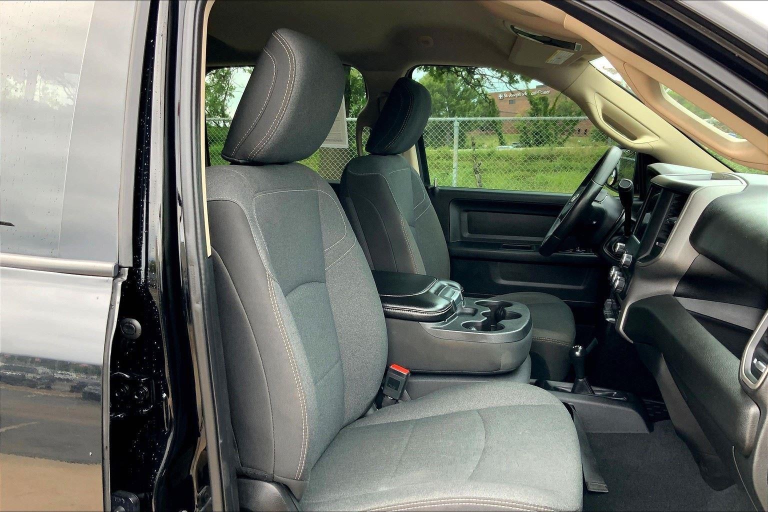 2019 RAM 2500 Tradesman Crew Cab 4x4 6'4' Box