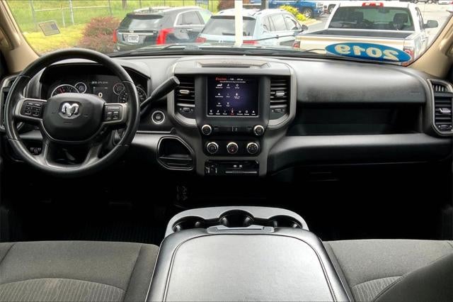 2019 RAM 2500 Tradesman Crew Cab 4x4 6'4' Box