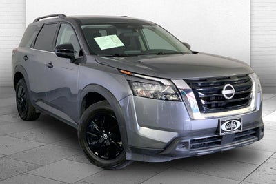 2025 Nissan Pathfinder SV 4WD