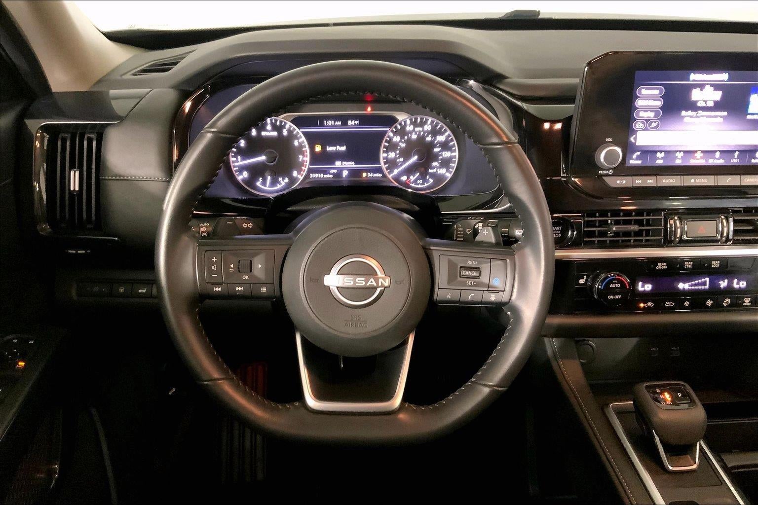 2025 Nissan Pathfinder SV 4WD