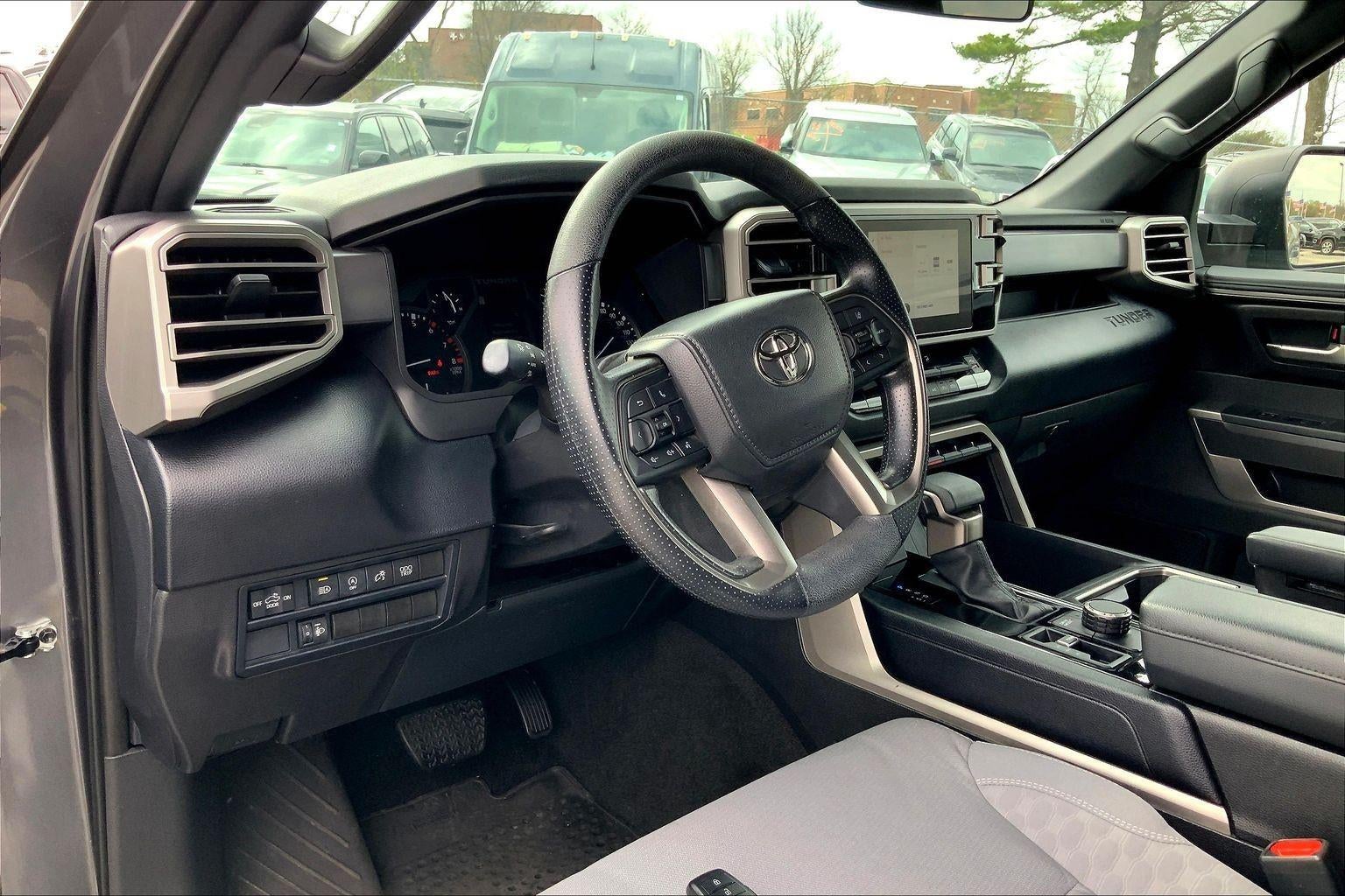 2025 Toyota Tundra SR5