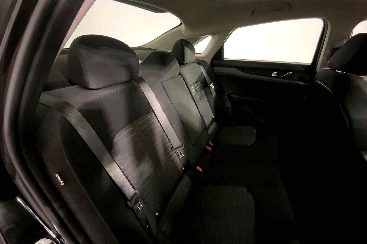 2025 Kia K5 LXS